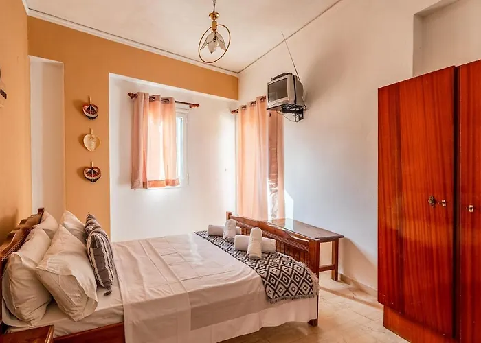 Cozycity2-bedroom For3 By Alecos Apartment Poros (Kefalonia)