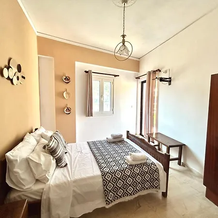Cozycity2-bedroom For3 By Alecos Apartament Poros (Kefalonia)