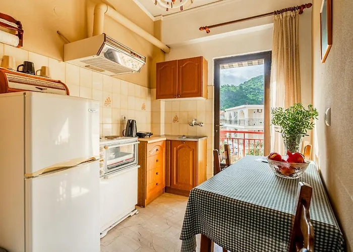 Apartment Cozycity2-bedroom For3 By Alecos *