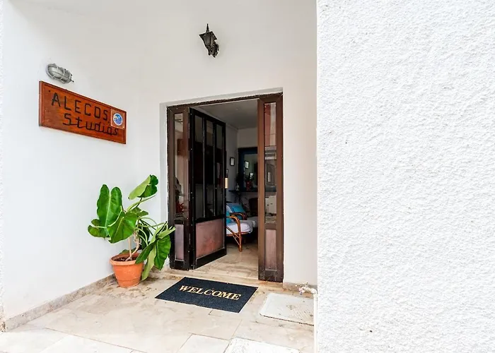 Cozycity2-bedroom For3 By Alecos * Poros (Kefalonia)